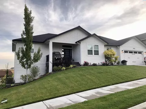 Exterior - 900 SW Finch Way, Pullman, WA 99163 photo 7 of 8