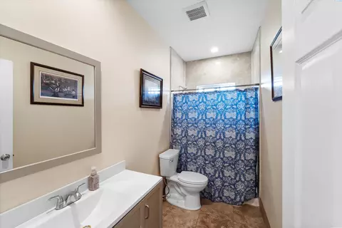 Bath - 440 Tuck Rd, Eltopia, WA 99330 photo 1 of 2