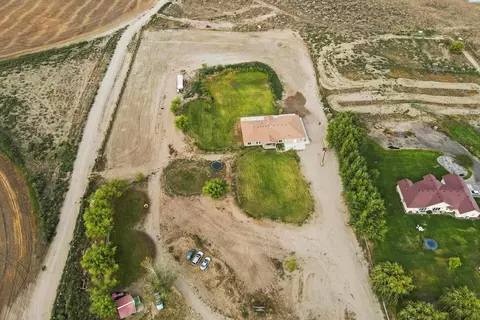 View/Area - 440 Tuck Rd, Eltopia, WA 99330 photo 5 of 8