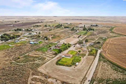 View/Area - 440 Tuck Rd, Eltopia, WA 99330 photo 6 of 8