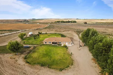 View/Area - 440 Tuck Rd, Eltopia, WA 99330 photo 4 of 8