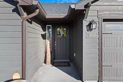 Exterior - 3817 Road 80, Pasco, WA 99301 photo 2 of 5