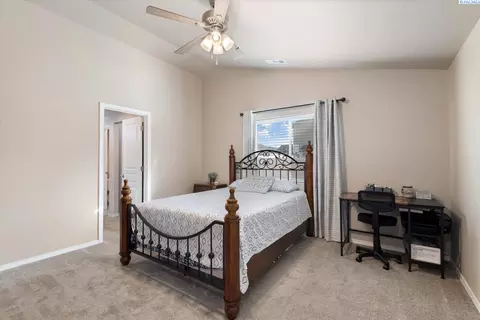 Bedroom - 3817 Road 80, Pasco, WA 99301 photo 1 of 5
