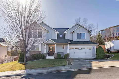 1035 SW Crestview St, Pullman, WA 99163 photo 1