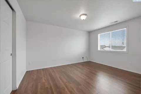 Other - 5519 Johnson Dr, Pasco, WA 99301 photo 5 of 7