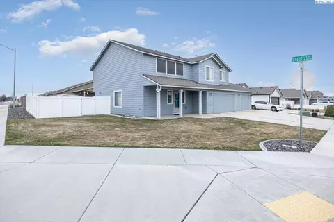 Exterior - 5519 Johnson Dr, Pasco, WA 99301 photo 2 of 5