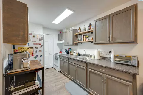 1645 NE Merman B101 #B101, Pullman, WA 99163 photo 6