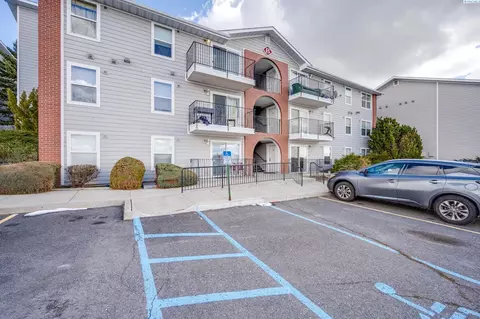 1645 NE Merman B101 #B101, Pullman, WA 99163 photo 1