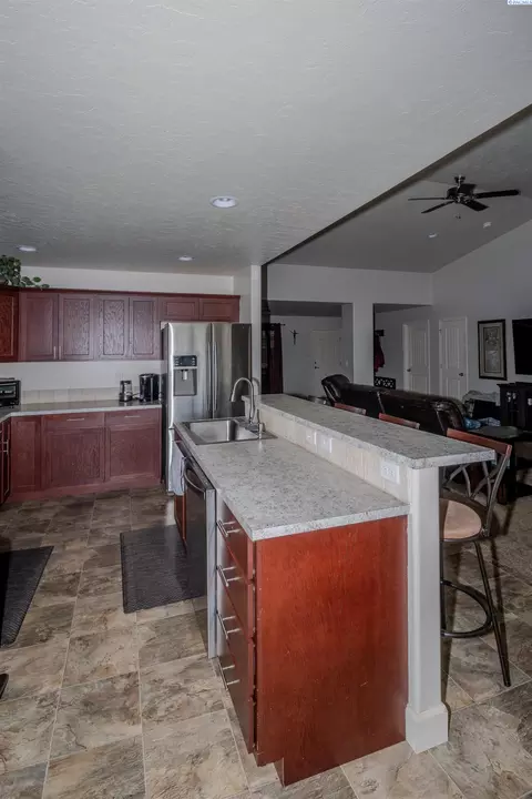 5416 Pimlico Dr, Pasco, WA 99301 photo 9