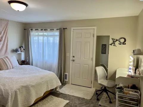 715 SE Taylor, Pullman, WA 99163 photo 35