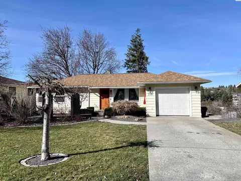 715 SE Taylor, Pullman, WA 99163 photo 1