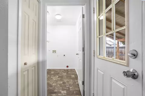 Entry Way - 616 W A St, Pasco, WA 99301 photo 2 of 2