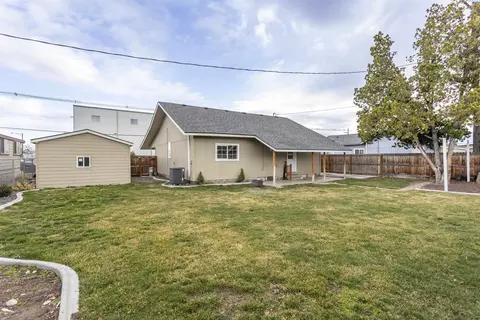 Exterior - 616 W A St, Pasco, WA 99301 photo 9 of 13