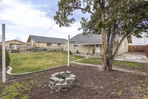 Exterior - 616 W A St, Pasco, WA 99301 photo 3 of 13