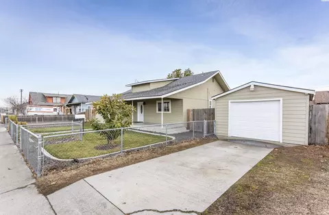 Exterior - 616 W A St, Pasco, WA 99301 photo 2 of 13