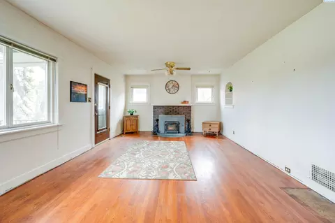525 SE Side St, Pullman, WA 99163 photo 6
