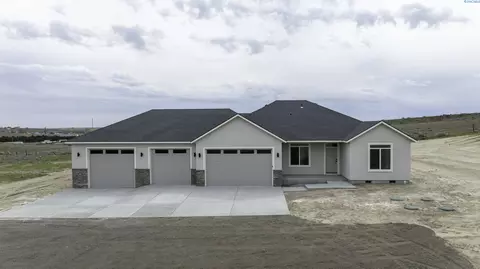 200 Spur Ct, Eltopia, WA 99330 photo 3