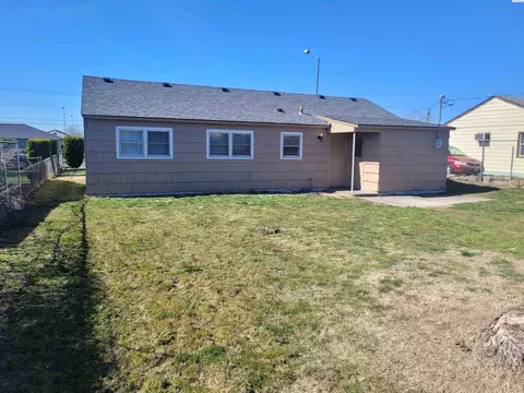 419 N Beech, Pasco, WA 99301 photo 3