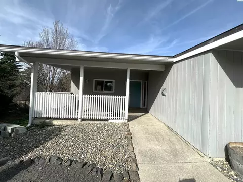 250 SE Derby, Pullman, WA 99163 photo 1
