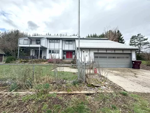 551 Old Moscow, Pullman, WA 99163 photo 2