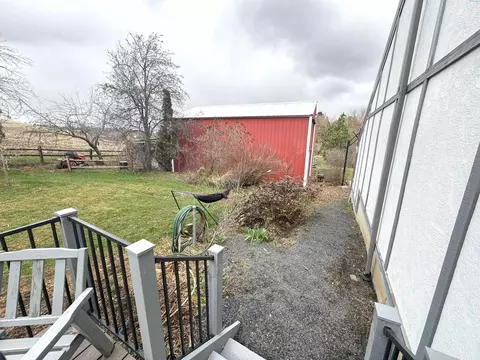 551 Old Moscow, Pullman, WA 99163 photo 28