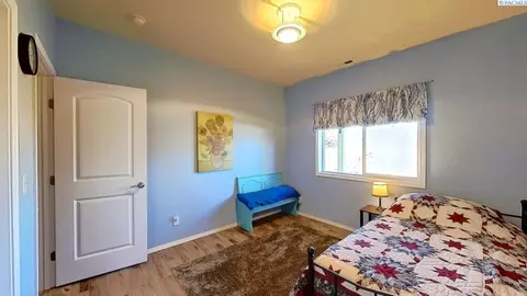 Bedroom - 970 SW Crestview St, Pullman, WA 99163 photo 6 of 7