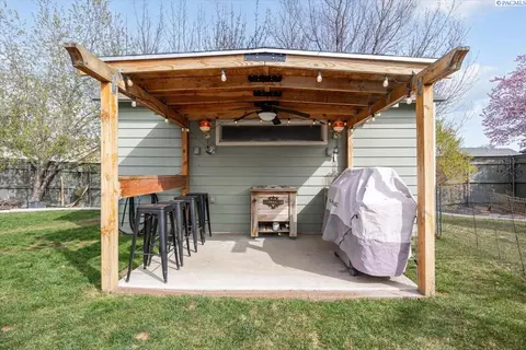 4804 Malaga Dr, Pasco, WA 99301 photo 10