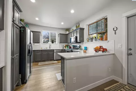 4804 Malaga Dr, Pasco, WA 99301 photo 16