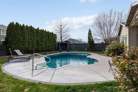 4804 Malaga Dr, Pasco, WA 99301 photo 6