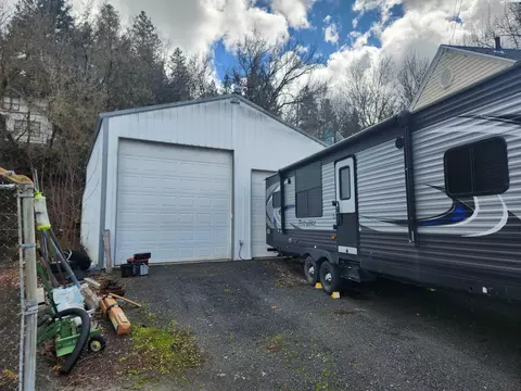 208 E Harrison, Colfax, WA 99111 photo 2