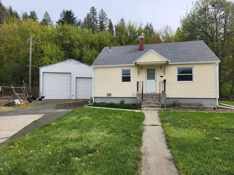 208 E Harrison, Colfax, WA 99111 photo 1