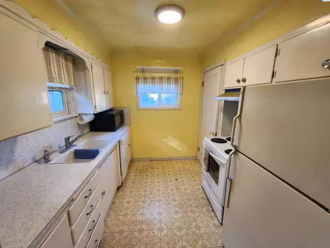208 E Harrison, Colfax, WA 99111 photo 4