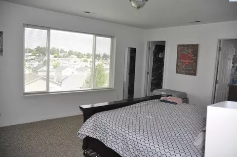 Bedroom - 1100 SW Latour Peak St, Pullman, WA 99163 photo 4 of 5