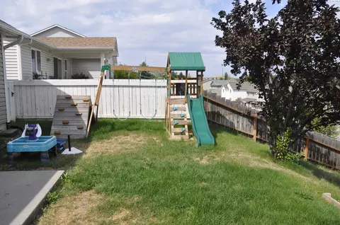 Exterior - 1100 SW Latour Peak St, Pullman, WA 99163 photo 6 of 7