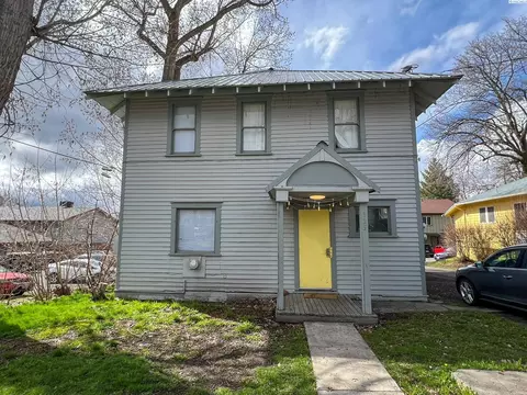925 NE Monroe, Pullman, WA 99163 photo 1