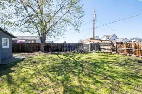 Exterior - 1220 S 3rd Ave, Pasco, WA 99301 photo 5 of 14