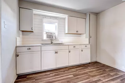 Kitchen - 1220 S 3rd Ave, Pasco, WA 99301 photo 1 of 3