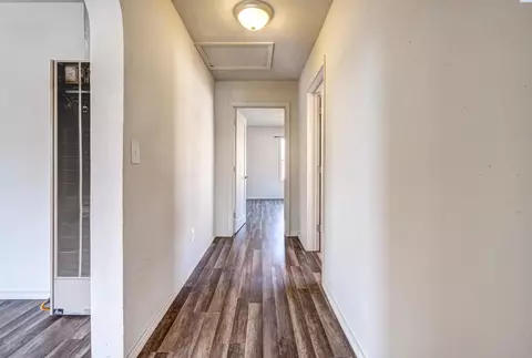 Entry Way - 1220 S 3rd Ave, Pasco, WA 99301 photo 2 of 2