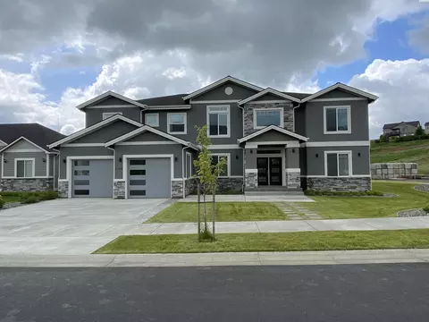 Exterior - 1745 SW Barclay Ridge Dr, Pullman, WA 99163 photo 1 of 4