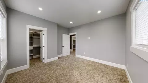 Bedroom - 1745 SW Barclay Ridge Dr, Pullman, WA 99163 photo 4 of 4
