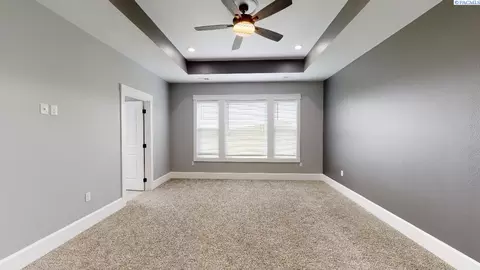 Bedroom - 1745 SW Barclay Ridge Dr, Pullman, WA 99163 photo 3 of 4