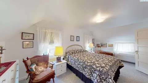 Bedroom - 550 SE High St, Pullman, WA 99163 photo 2 of 6
