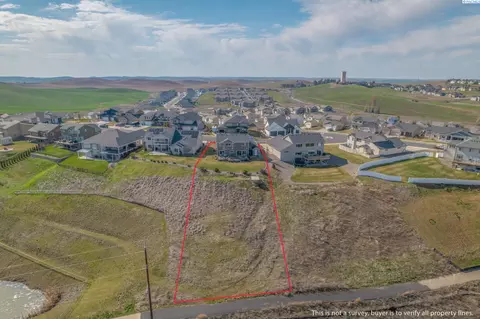 View/Area - 820 SW Windy Point Ct, Pullman, WA 99163 photo 3 of 5