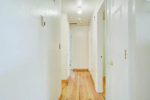 Entry Way - 1715 N 18th Ave, Pasco, WA 99301 photo 1 of 2