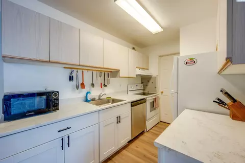 1645 NE Merman Dr #C102, Pullman, WA 99163 photo 9