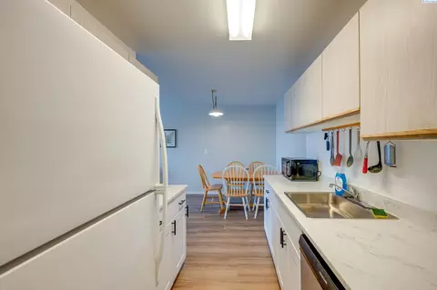 1645 NE Merman Dr #C102, Pullman, WA 99163 photo 8