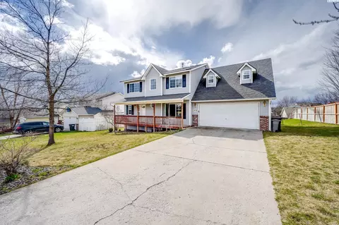 Exterior - 1725 NW Canyon View Dr, Pullman, WA 99163 photo 3 of 10