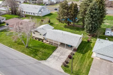 Exterior - 1909 N Cedar, Colfax, WA 99111 photo 4 of 8