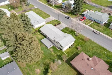 View/Area - 1909 N Cedar, Colfax, WA 99111 photo 3 of 3
