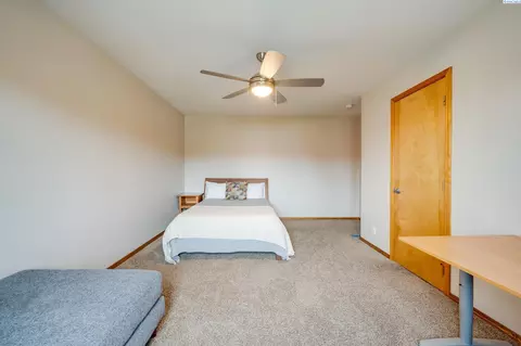Bedroom - 665 SE Meadow Vale Dr, Pullman, WA 99163 photo 5 of 5